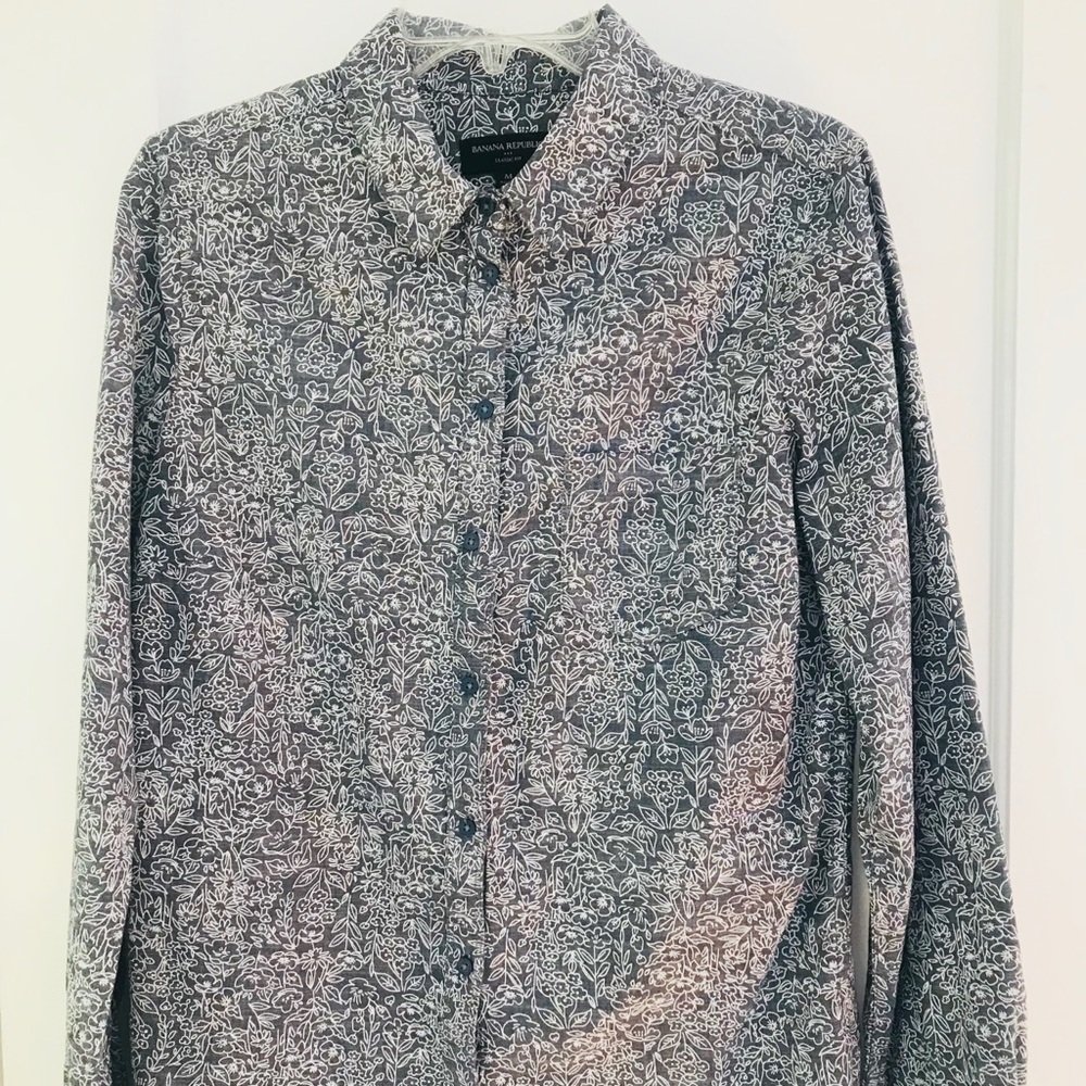BANANA REPUBLIC DRESS SHIRT